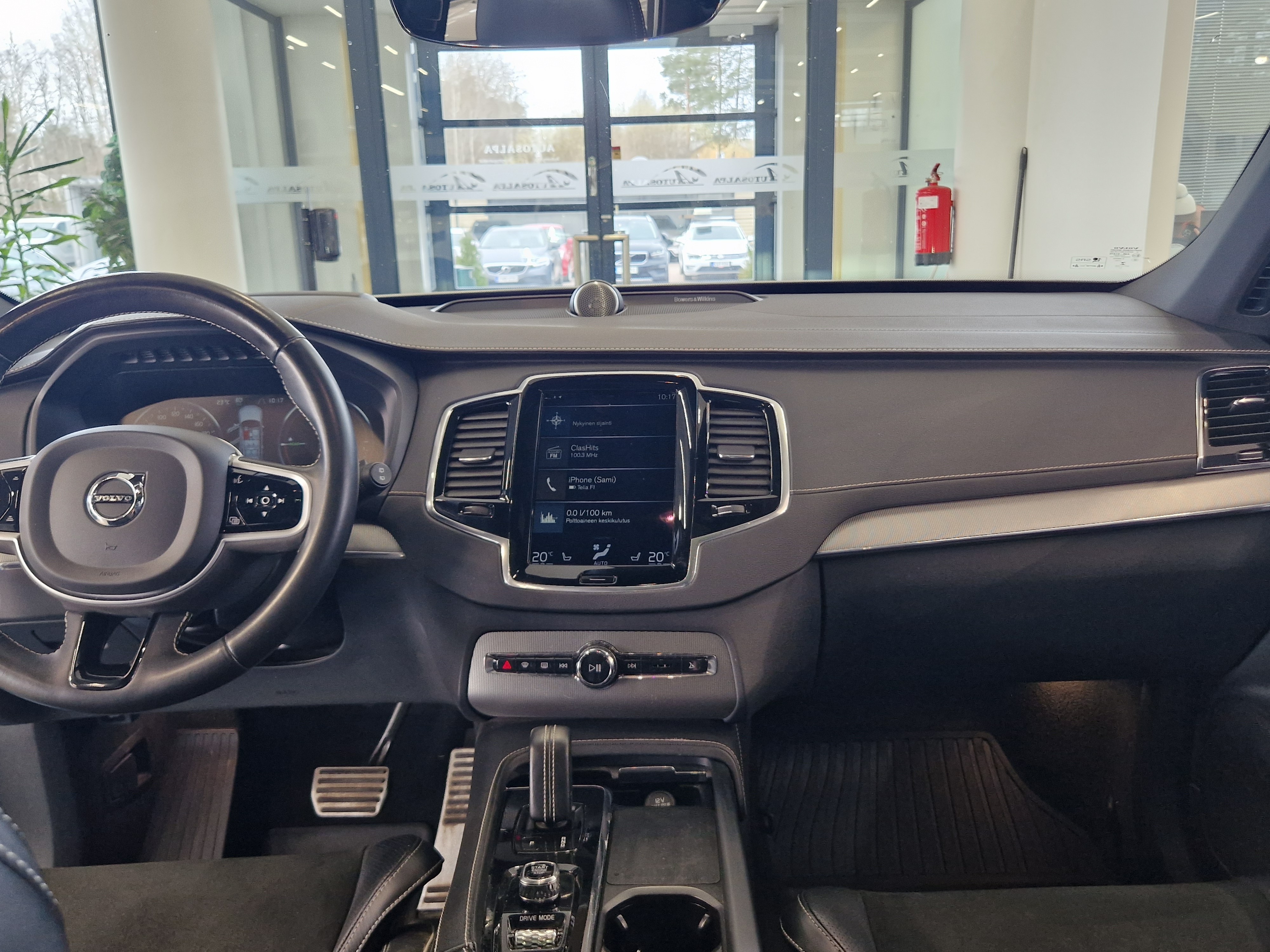 Volvo XC90 T8 TWE AWD R-DESIGN TAKUU 12KK/20TKM