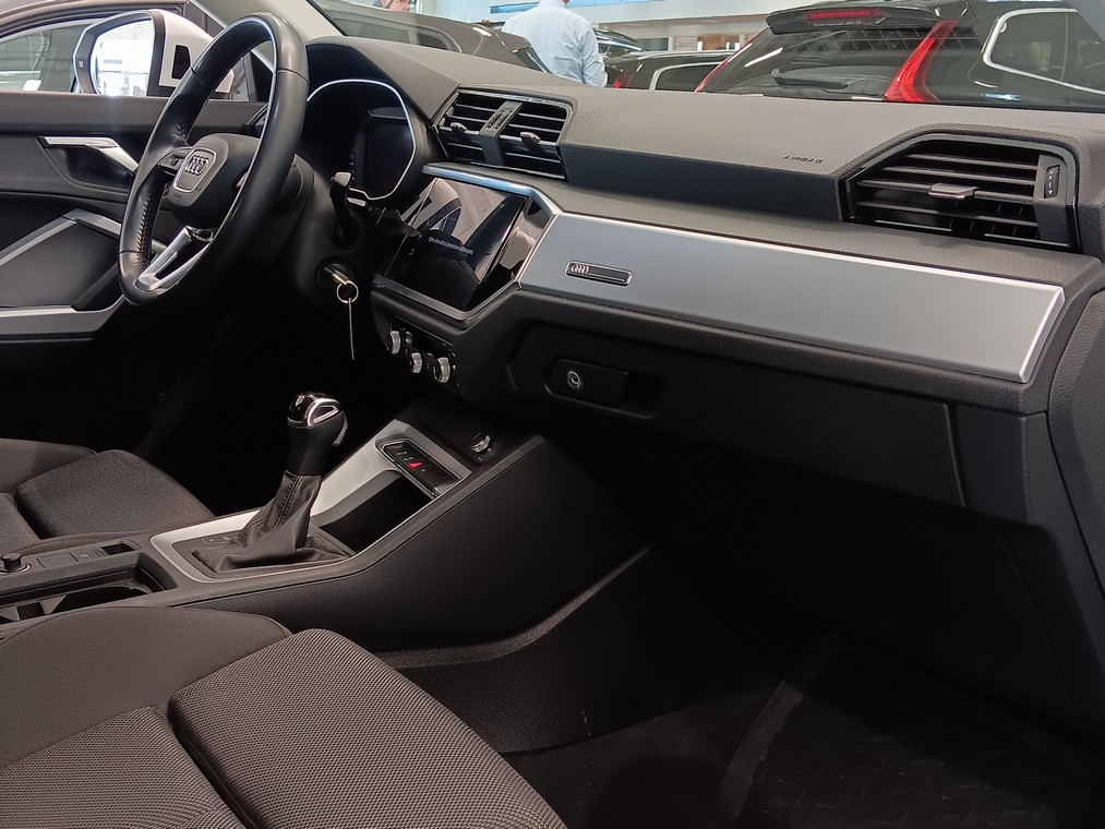 Audi Q3 BUSINESS 35 TFSI 110 KW MHEV S TRONIC