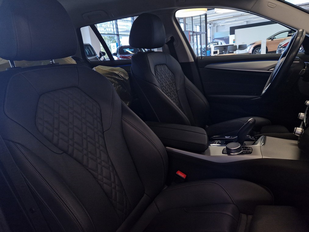 Bmw 530 G31 TOURING 530E XDRIVE A CHARGED EDITION