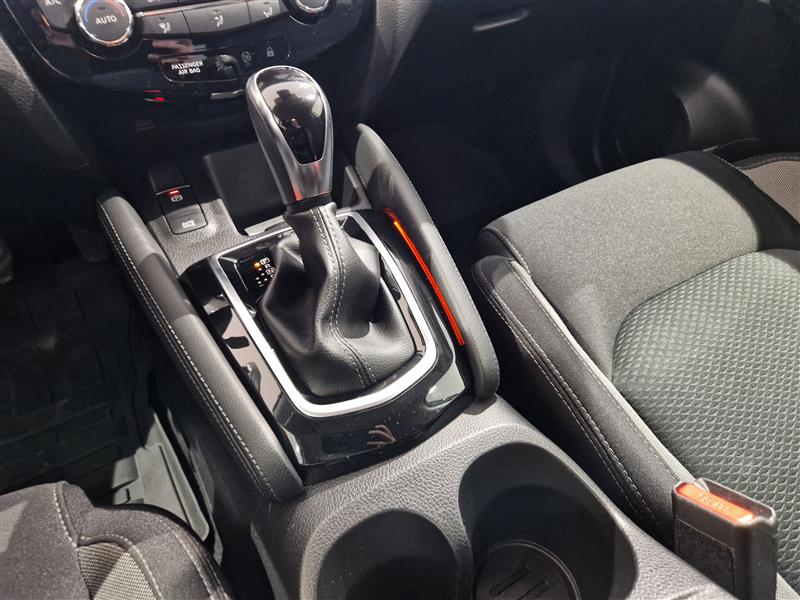 Nissan QASHQAI DIG-T 160 N-CONNECTA 2WD DCT NNC.TAKUU 12KK/20TKM