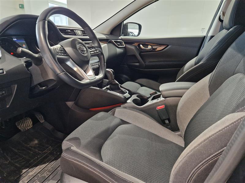 Nissan QASHQAI DIG-T 160 N-CONNECTA 2WD DCT NNC.TAKUU 12KK/20TKM