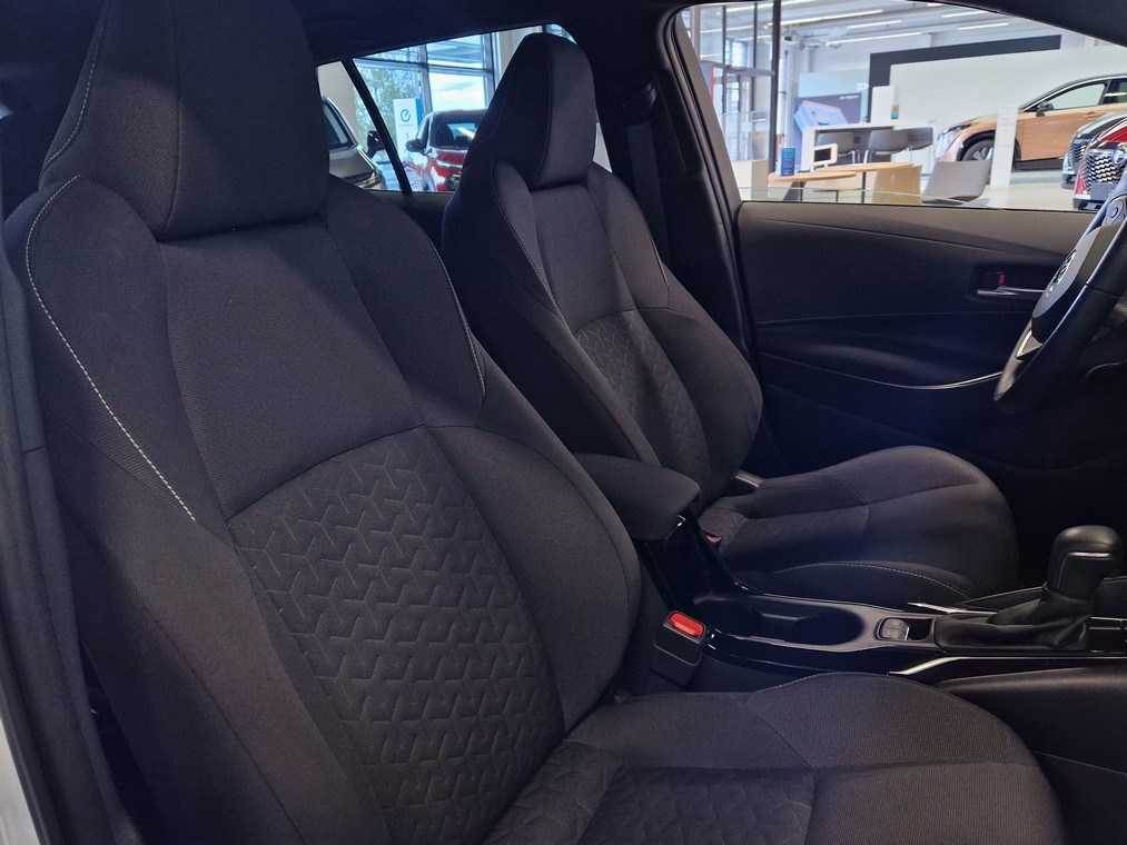 Toyota COROLLA TOURING SPORTS 2,0 HYBRID ACTIVE EDITION