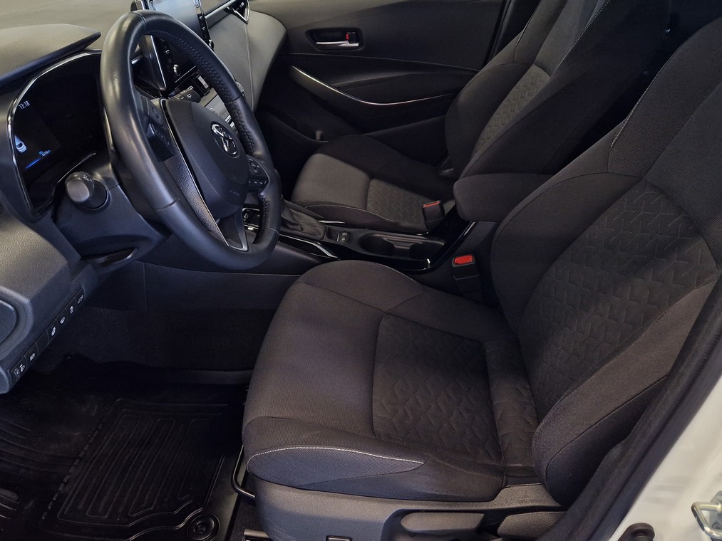 Toyota COROLLA TOURING SPORTS 2,0 HYBRID ACTIVE EDITION