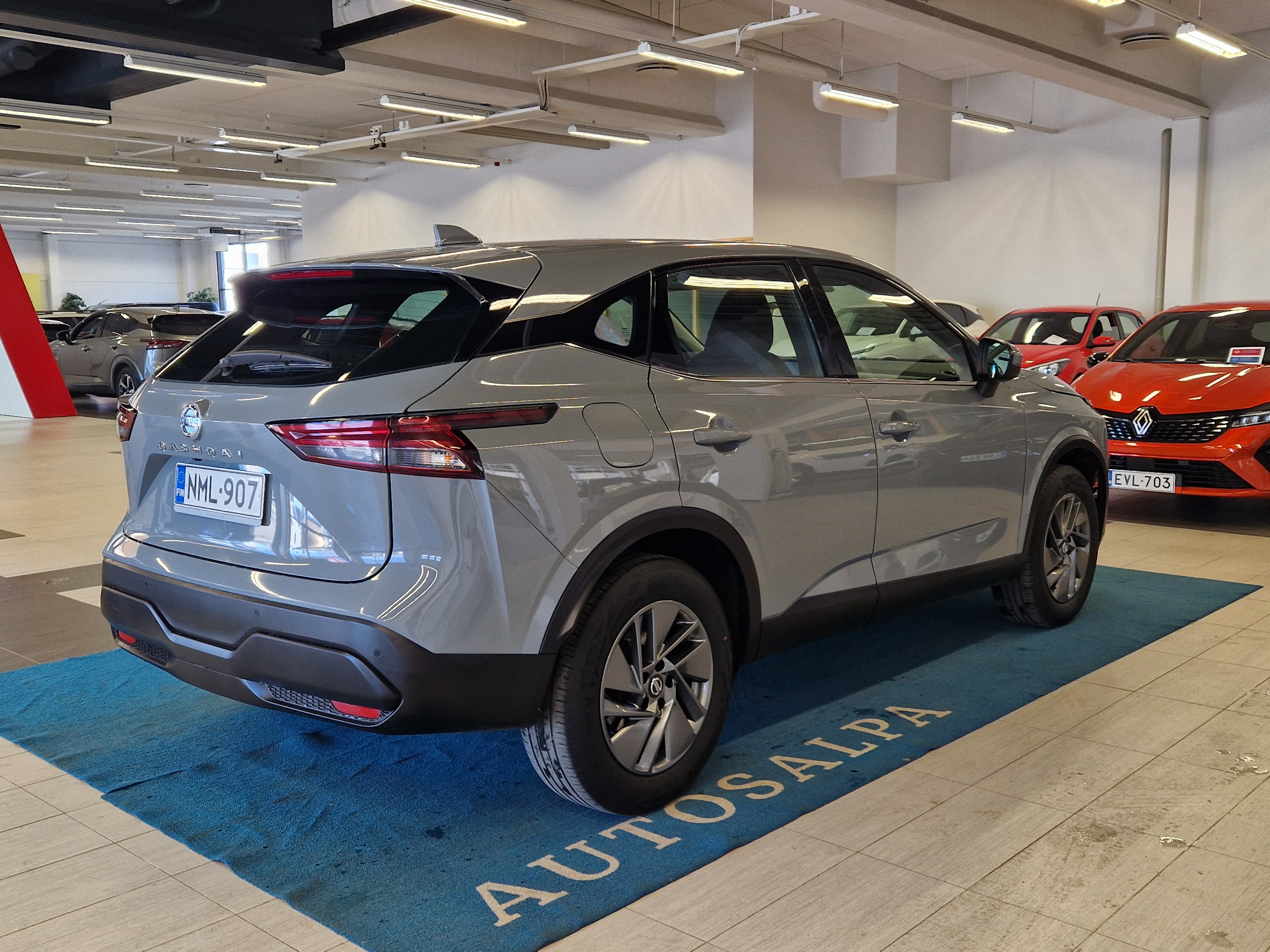 Nissan QASHQAI MHEV 140 6M/T 2WD ACENTA TAKUU 24KK/40TKM.