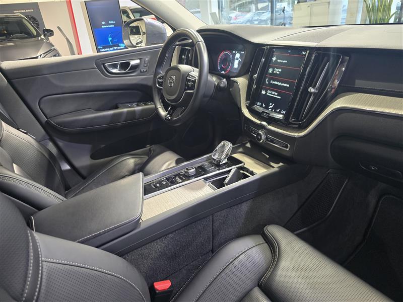 Volvo XC60 T8 AWD INSCRIPTION AUT