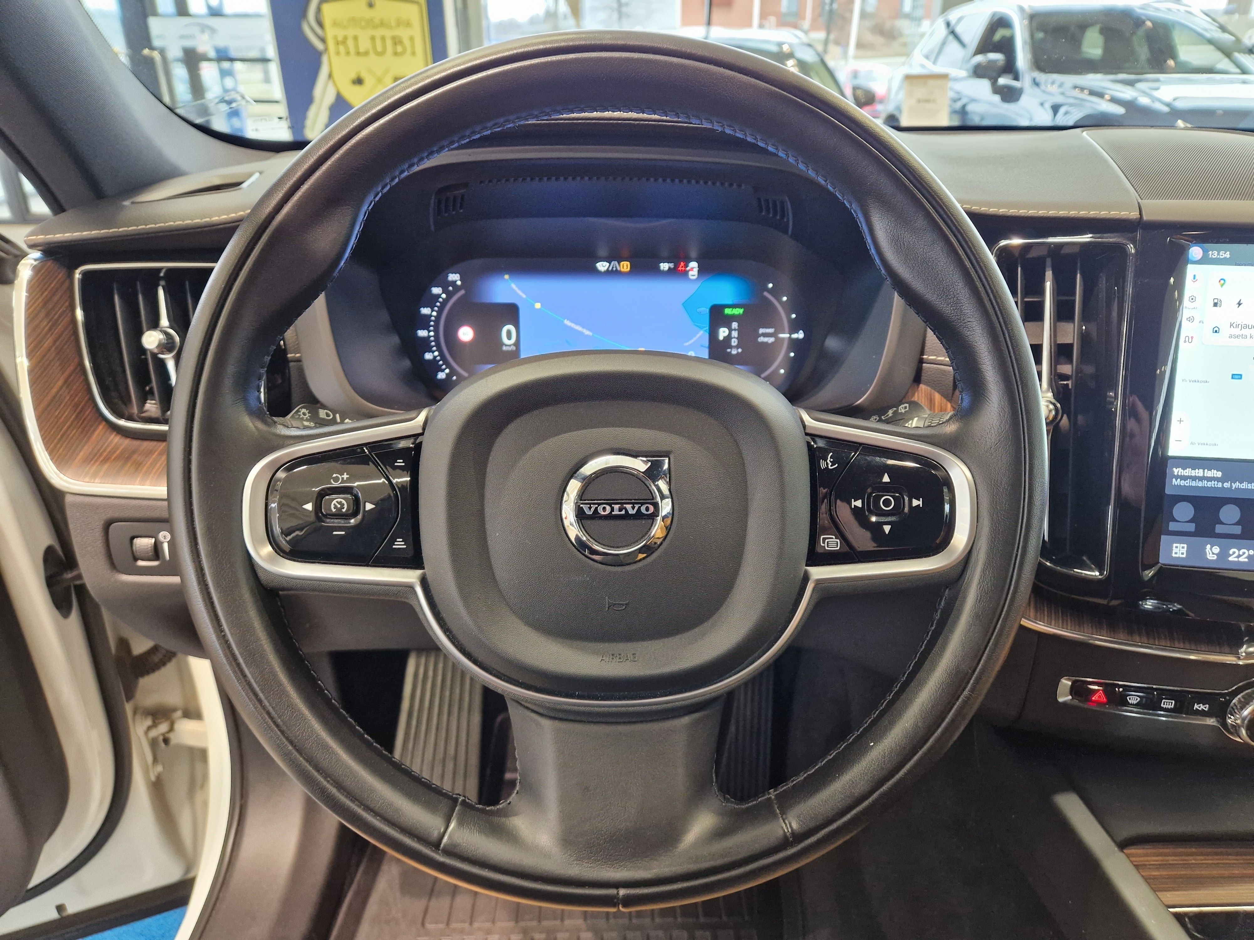 Volvo XC60 2022, kuva 7/23