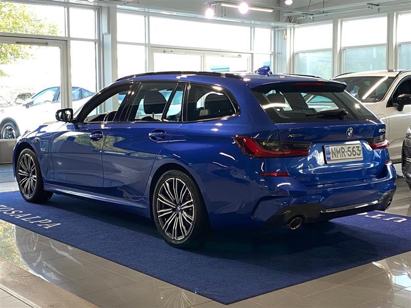 BMW 330 2022, kuva 5/23