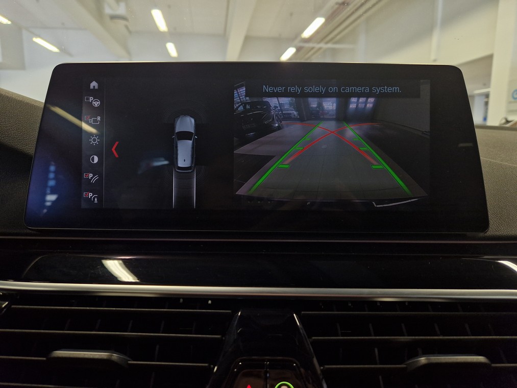 Bmw 520 G31 TOURING 520D A XDRIVE BUSINESS SPORT