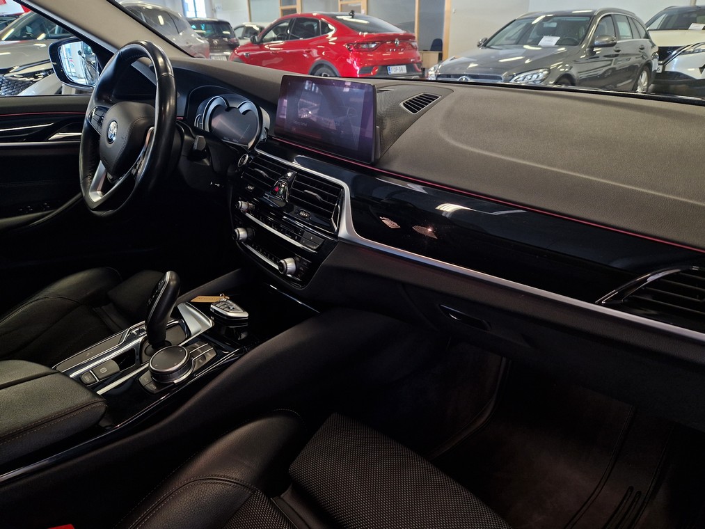 Bmw 520 G31 TOURING 520D A XDRIVE BUSINESS SPORT