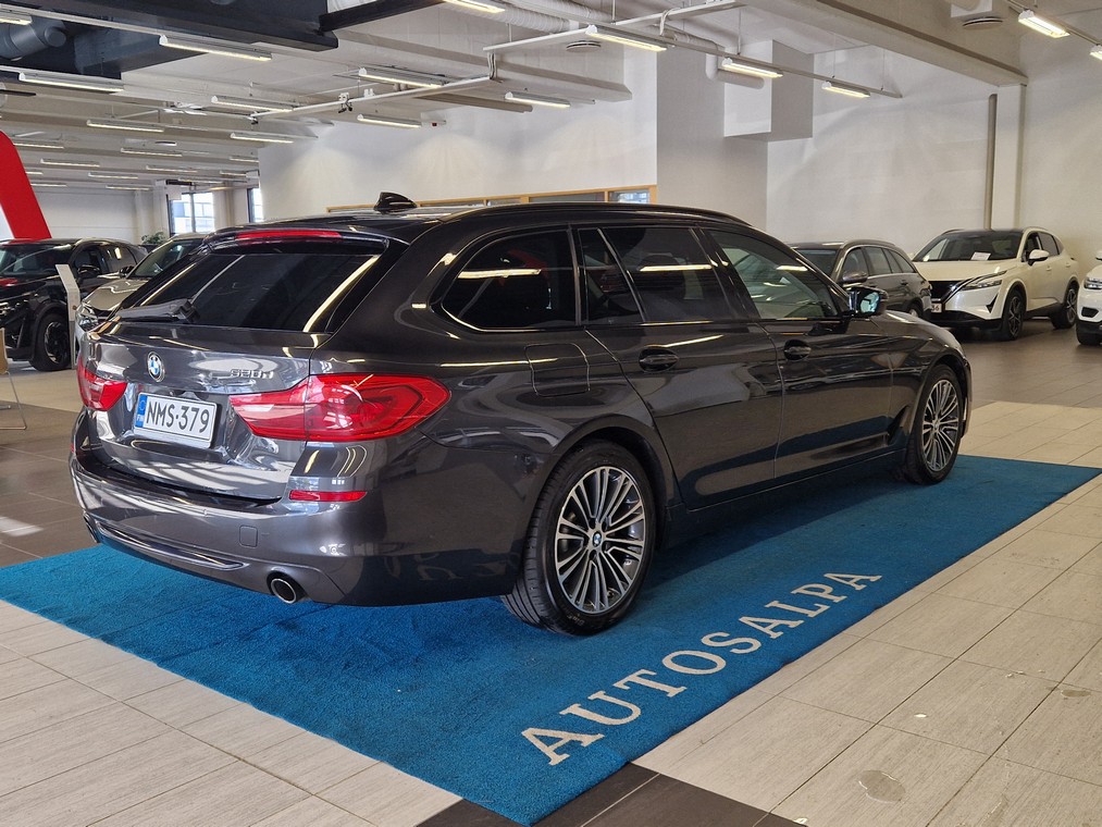 Bmw 520 G31 TOURING 520D A XDRIVE BUSINESS SPORT