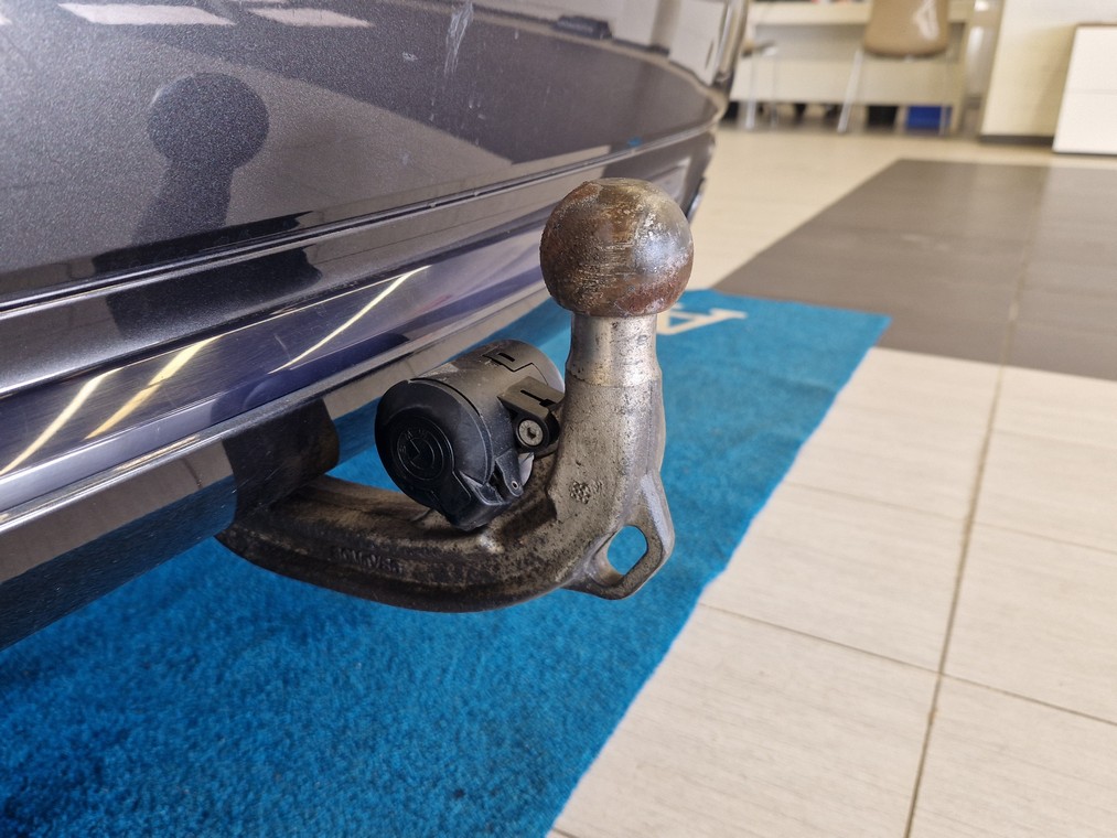 Bmw 520 G31 TOURING 520D A XDRIVE BUSINESS SPORT