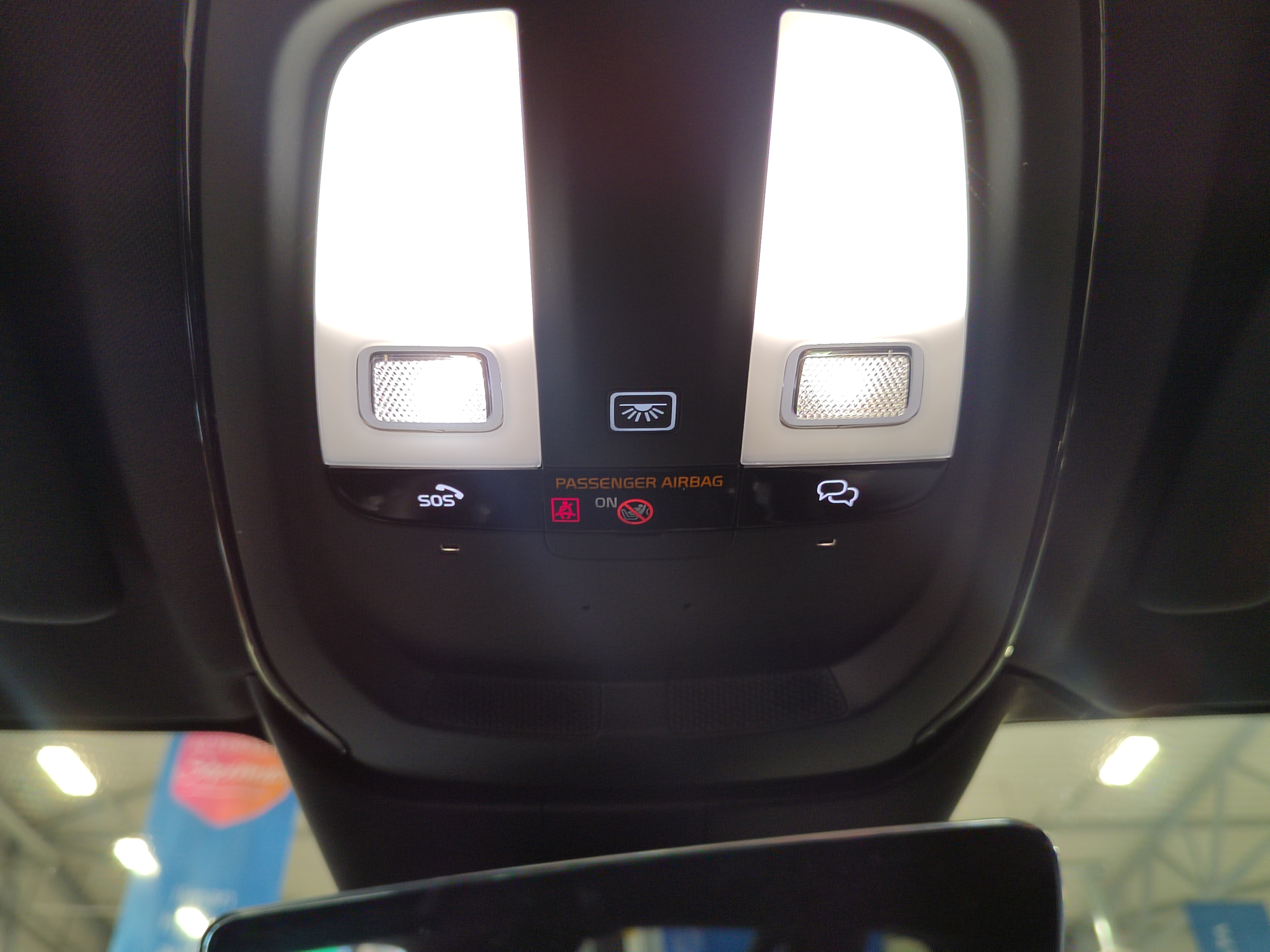 Volvo V60 T8 AWD LONG RANGE PLUS BRIGHT TAKUU 24KK/40TKM