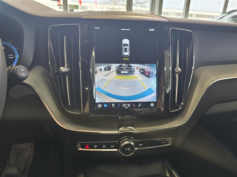 Volvo XC60 T8 AWD LONG RANGE PLUS DARK TAKUU 24KK/40TKM