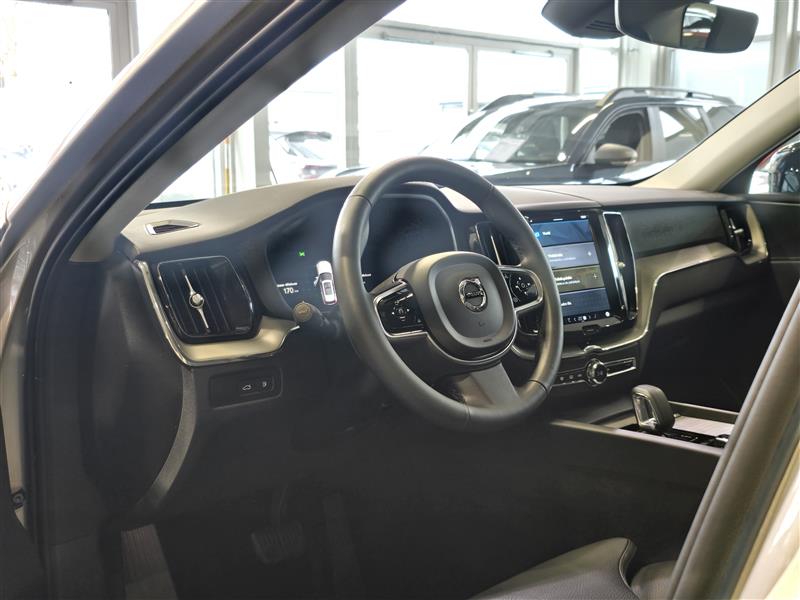 Volvo XC60 2023, kuva 6/32