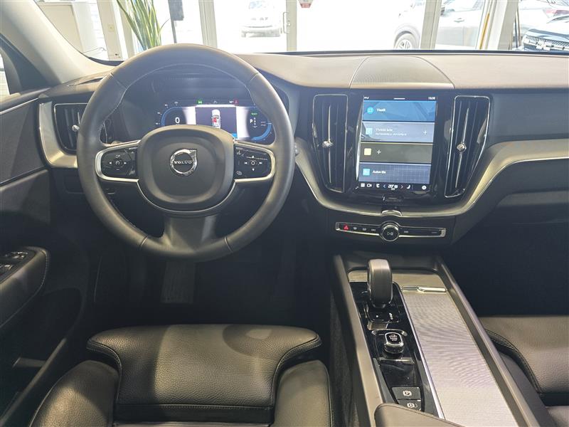 Volvo XC60 T8 AWD LONG RANGE PLUS DARK TAKUU 24KK/40TKM