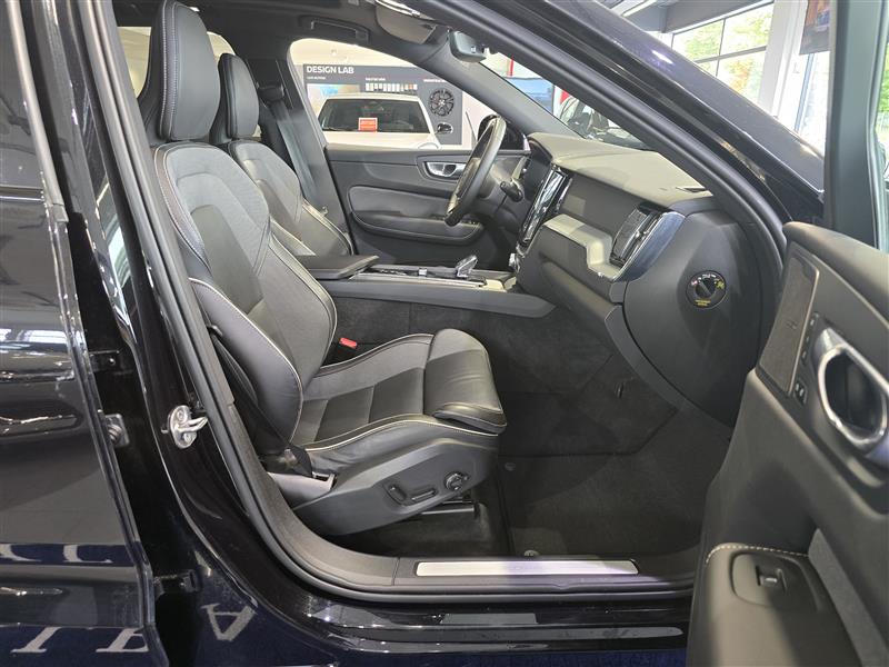 Volvo XC60 2024, kuva 7/32