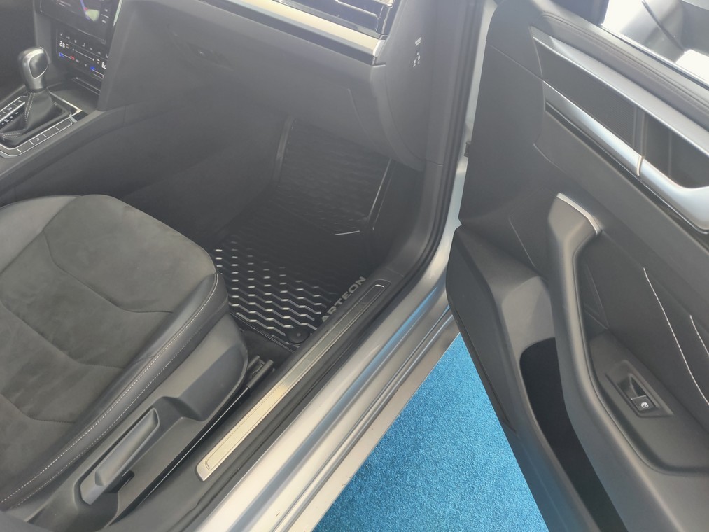 Volkswagen ARTEON SHOOTING BRAKE R-LINE BUSINESS EHYBRID 160 KW DSG-