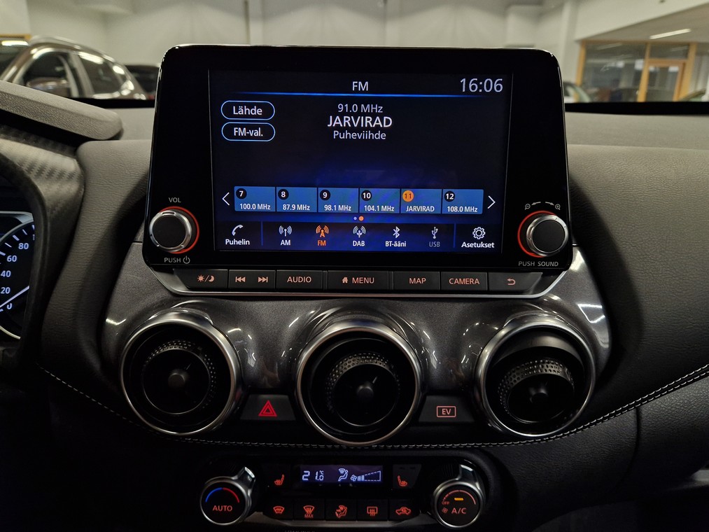 Nissan JUKE DIG-T 143HP 4AMT N-CONNECTA TAKUU 24KK/40TKM