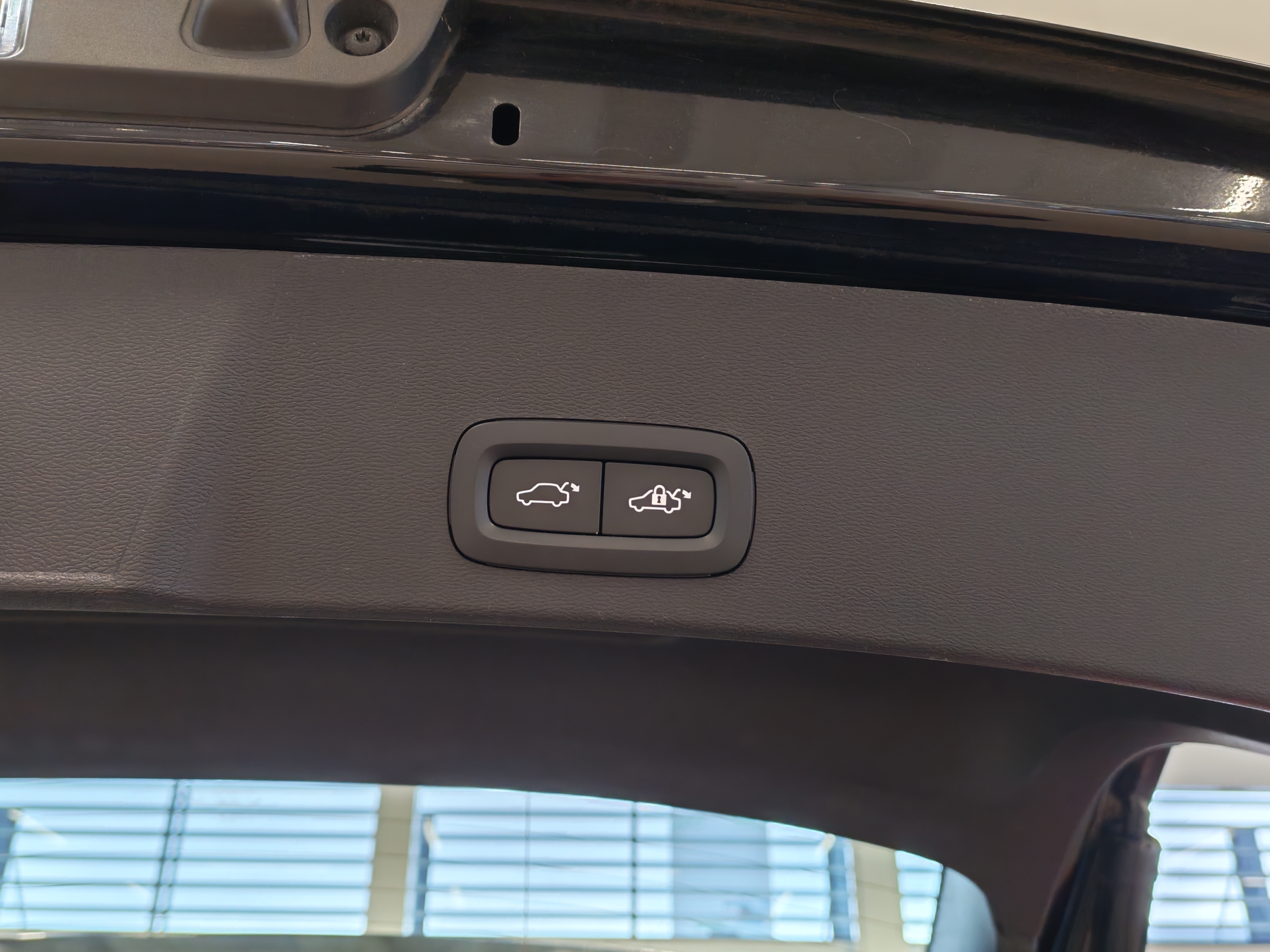 Volvo XC40 RECHARGE TWIN PLUS TAKUU 24KK/40TKM