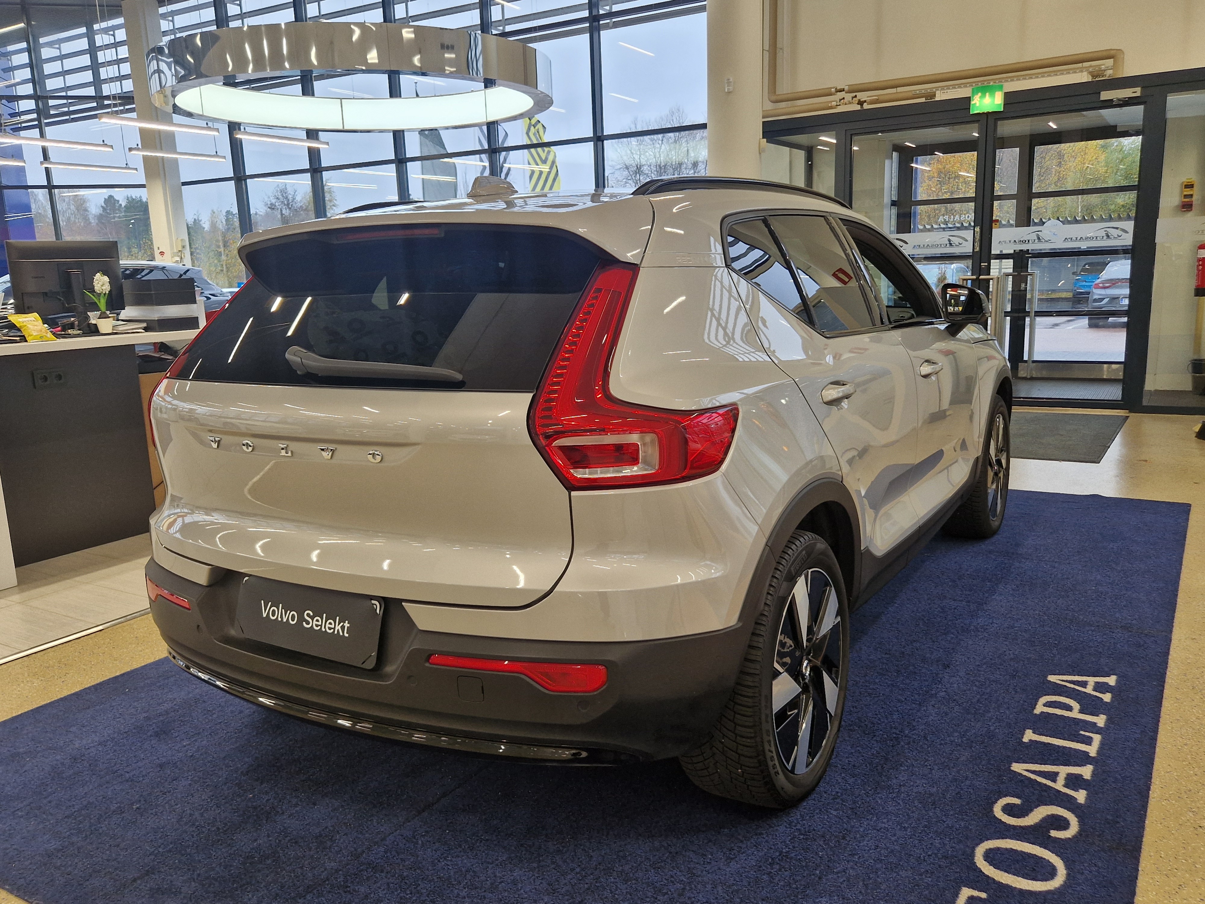 Volvo XC40 Single Plus Extended Range 2024, bild 3/16