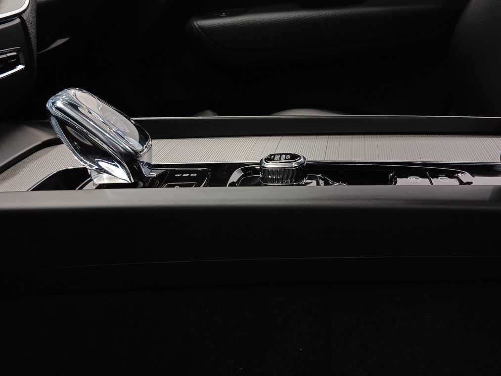 Volvo XC60 T8 TWE AWD INSCRIPTION AUT TAKUU 24KK/40TKM