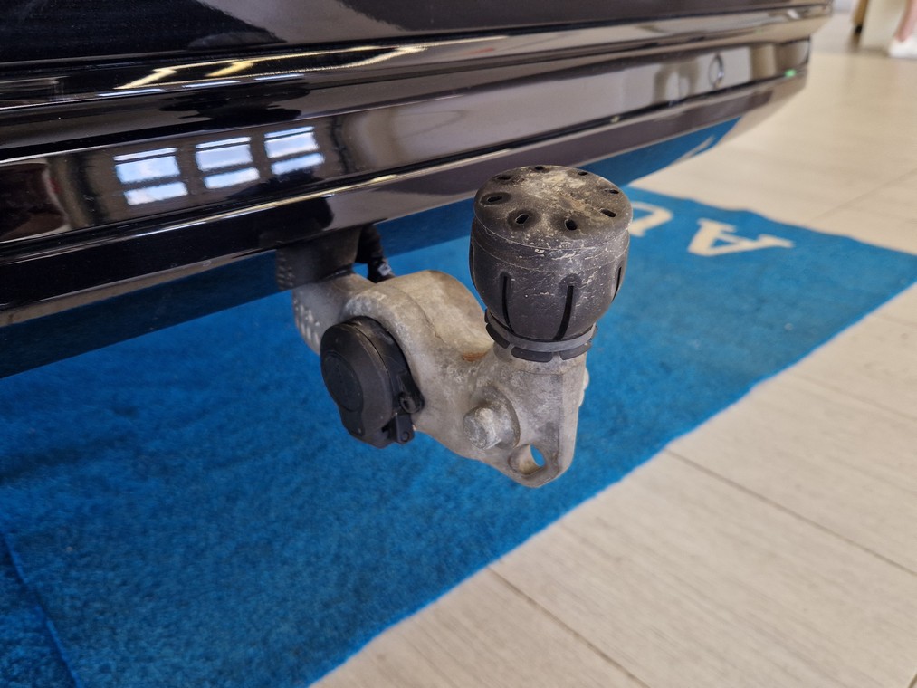 Volvo XC90 T8 AWD LONG RANGE HIGH PERFORMANCE ULTIMATE DARK A