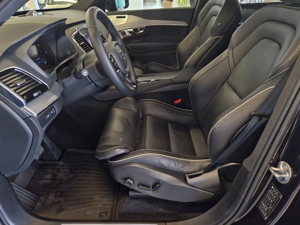 Volvo XC90 T8 AWD LONG RANGE HIGH PERFORMANCE ULTIMATE DARK A