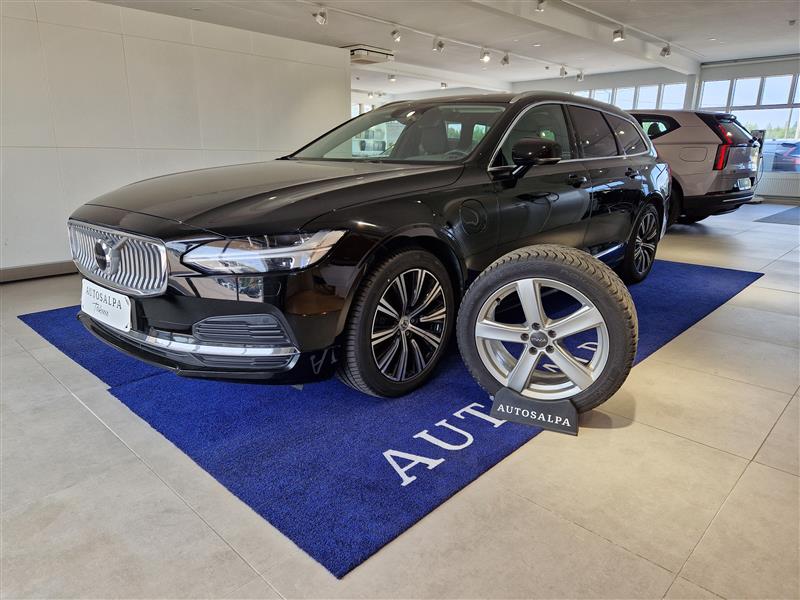 Volvo V90 2021, kuva 2/26