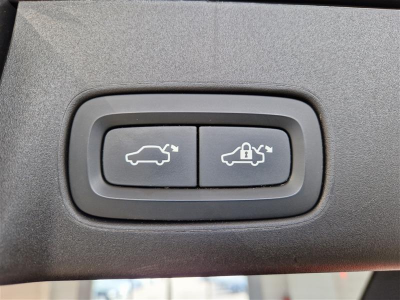 Volvo V90 T6 TWE AWD INSCRIPTION EXPRESSION TAKUU 24KK/40TKM