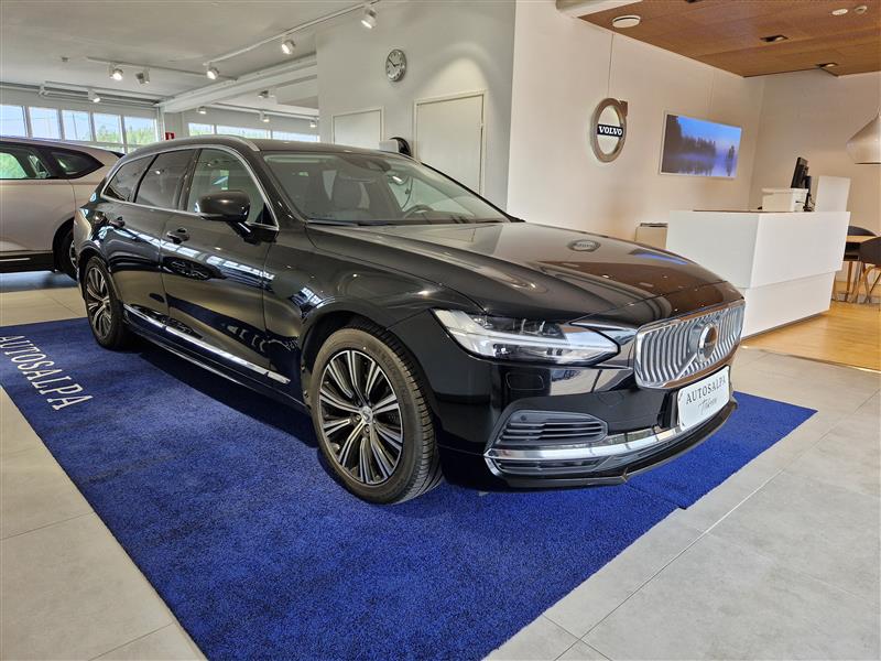 Volvo V90 2021, kuva 3/26