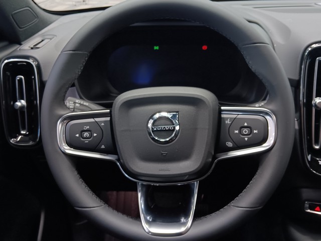 Volvo C40 RECHARGE TWIN ULTIMATE