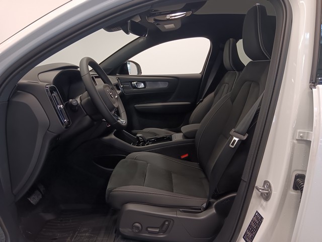 Volvo C40 RECHARGE TWIN ULTIMATE