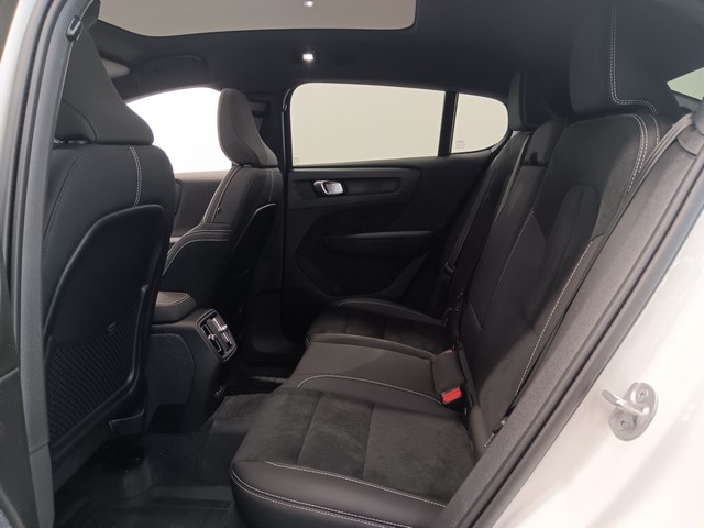 Volvo C40 RECHARGE TWIN ULTIMATE