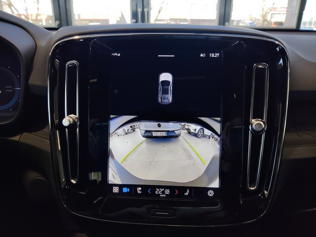 Volvo C40 RECHARGE SINGLE PLUS.