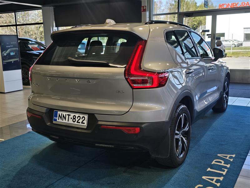 Volvo XC40 B3 MHEV BUSINESS PLUS DARK DCT AUT.TAKUU 24KK/40TK