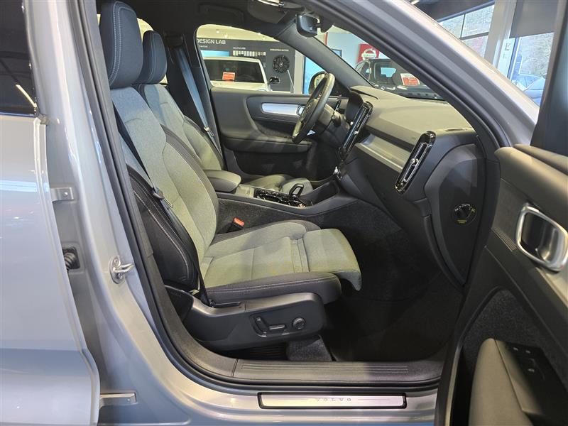 Volvo XC40 B3 MHEV BUSINESS PLUS DARK DCT AUT.TAKUU 24KK/40TK