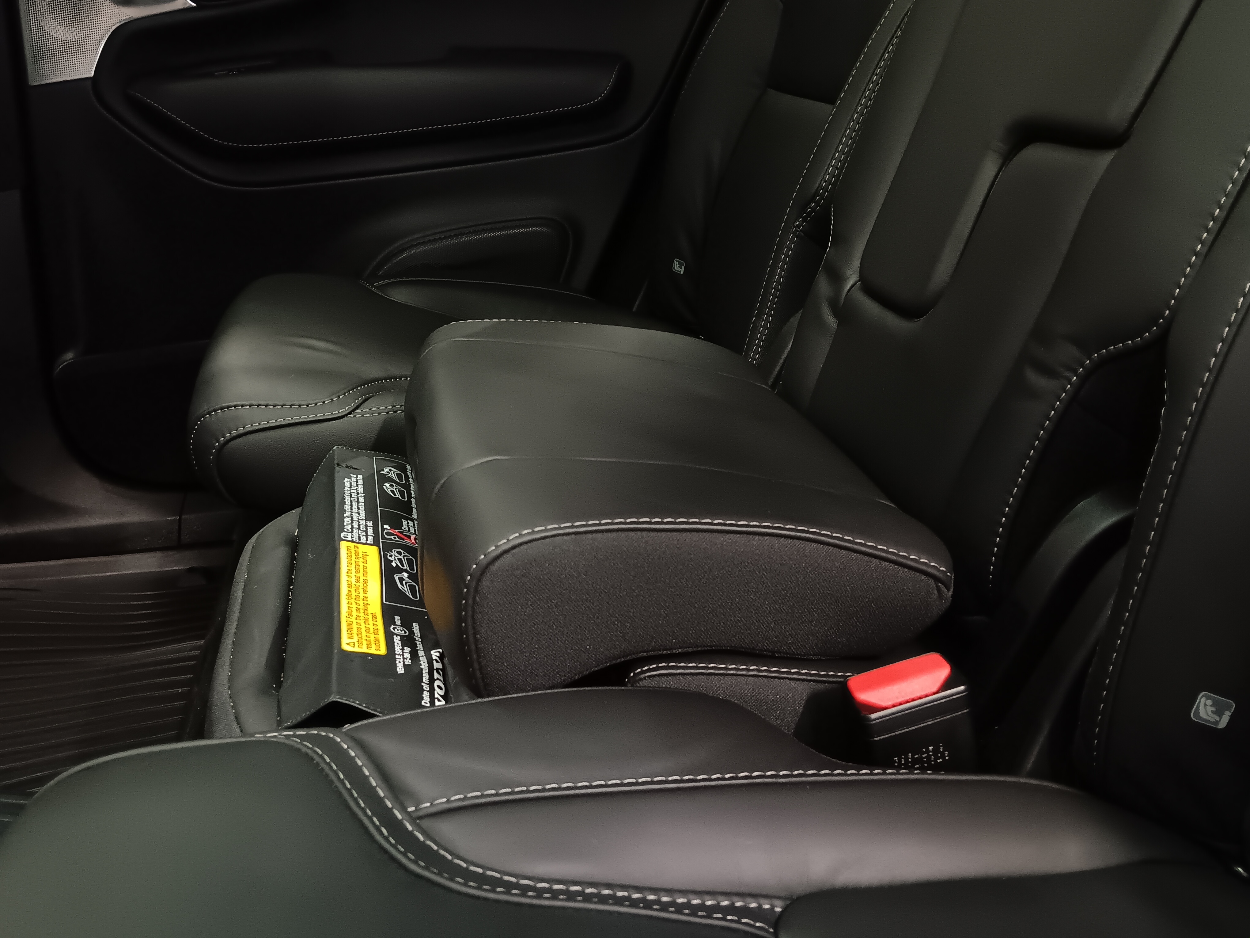 Volvo XC90 T8 AWD LONG RANGE ULTRA PRO DARK TAKUU 24KK/40TKM