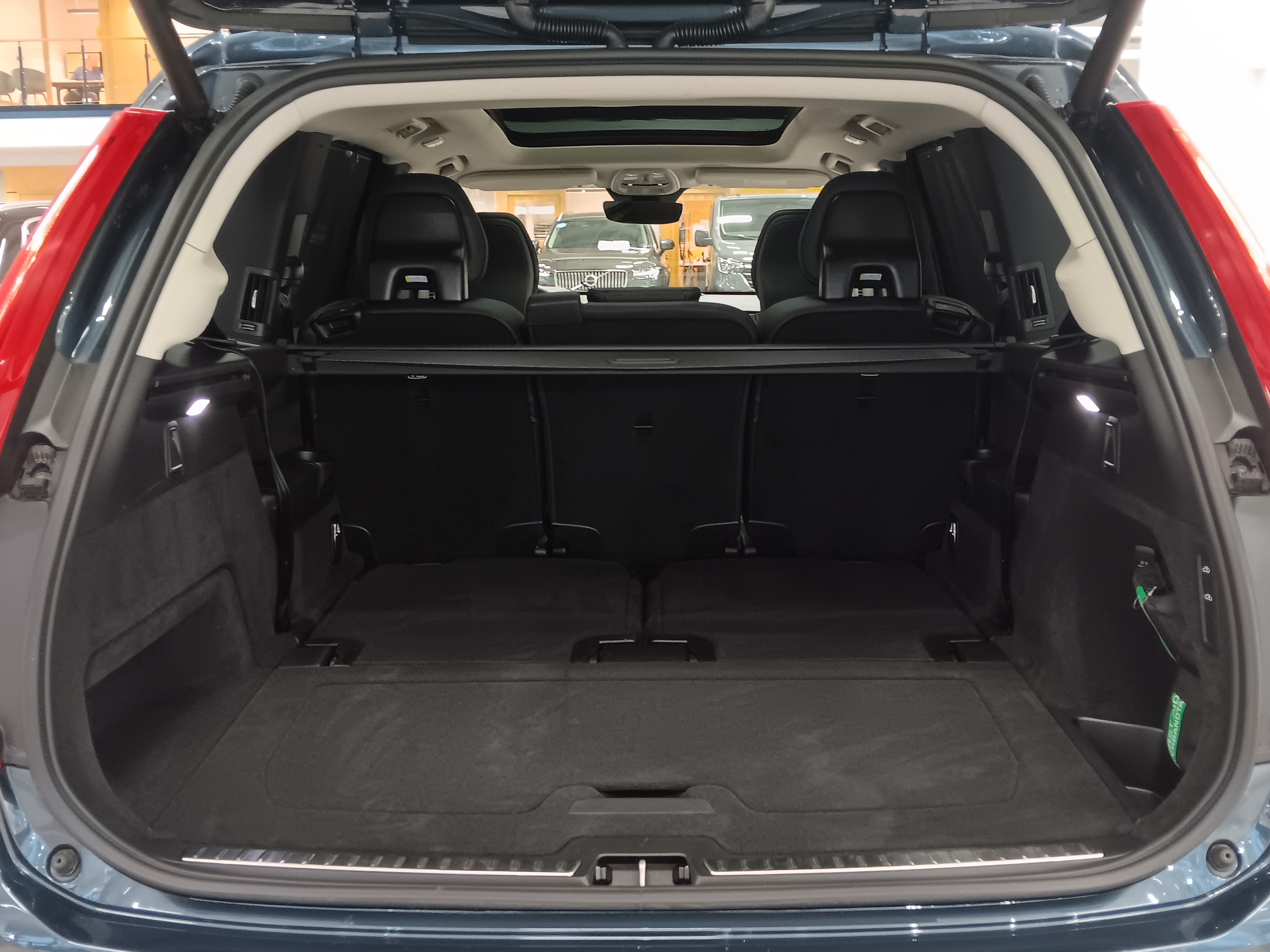 Volvo XC90 T8 AWD LONG RANGE ULTRA PRO DARK TAKUU 24KK/40TKM