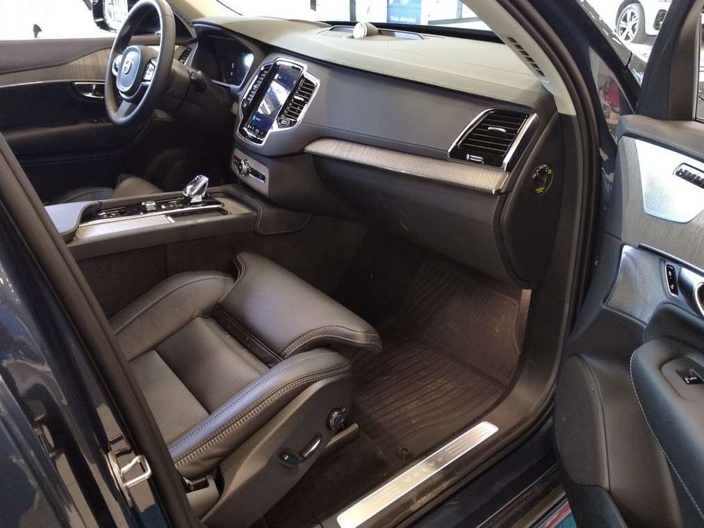 Volvo XC90 T8 AWD LONG RANGE ULTRA PRO DARK AUT.