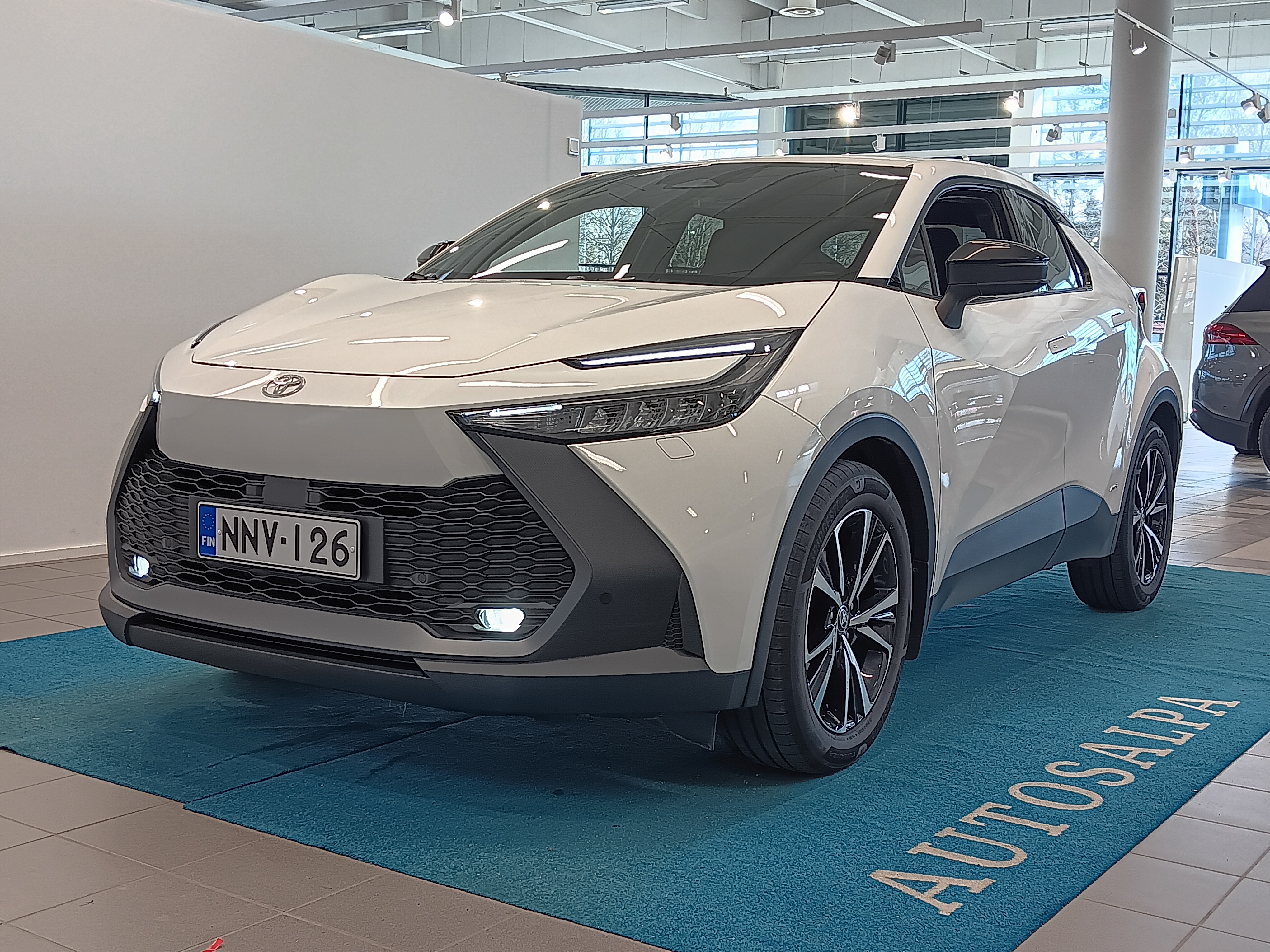 Toyota C-HR 2,0 HYBRID AWD-I INTENSE
