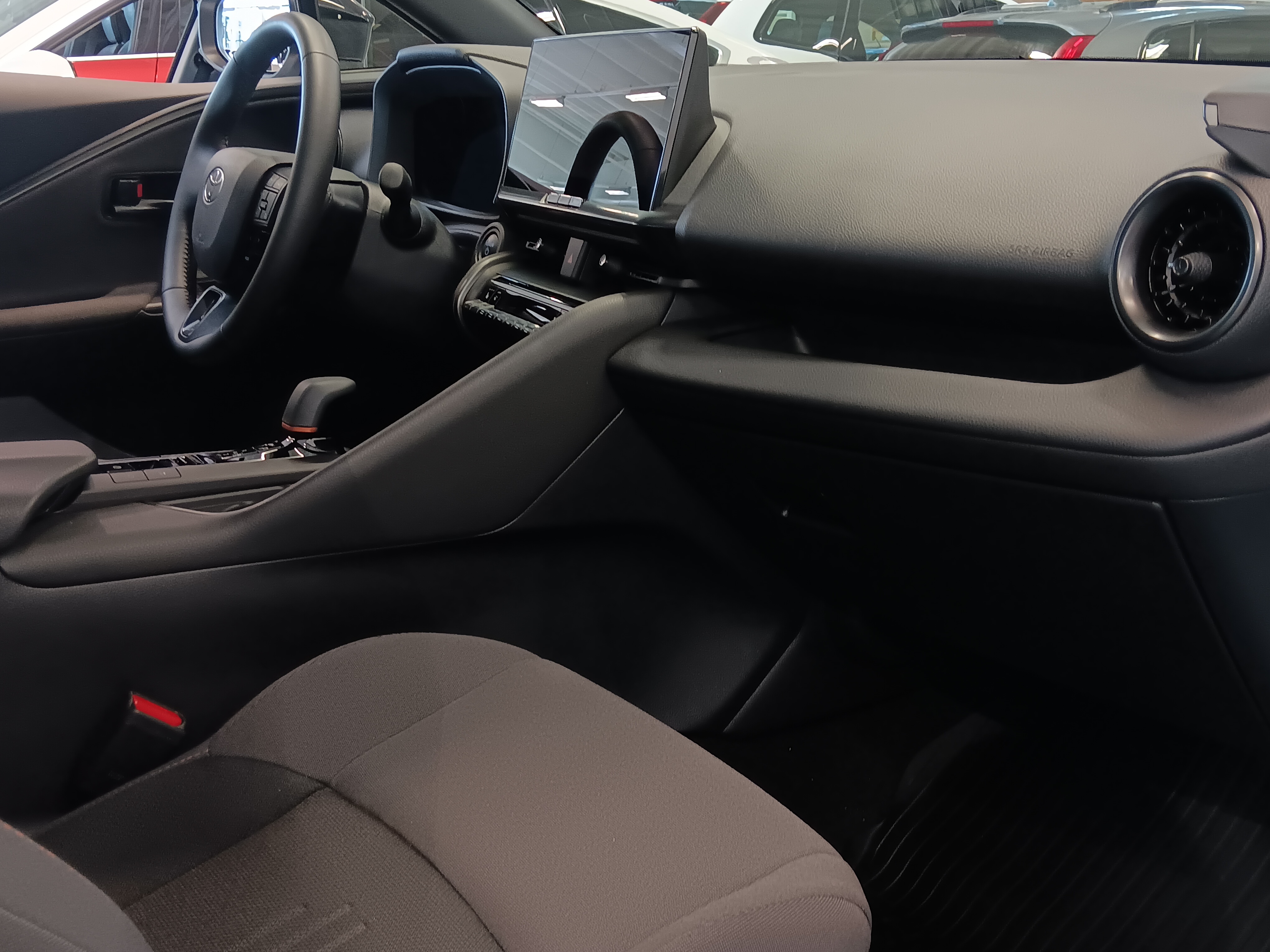 Toyota C-HR 2,0 HYBRID AWD-I INTENSE