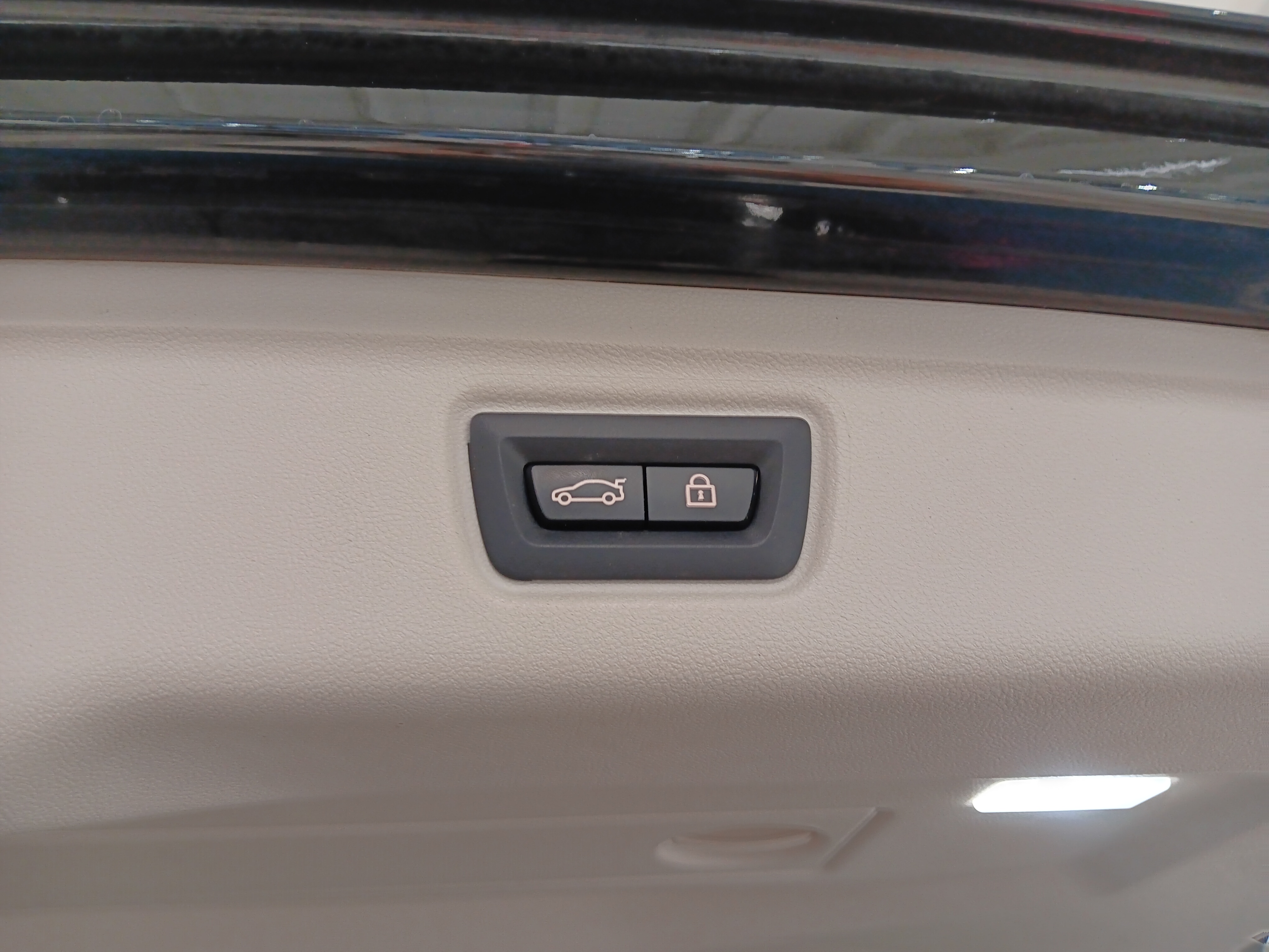 Bmw 330 G21 TOURING 330E XDRIVE BUSINESS SPORT