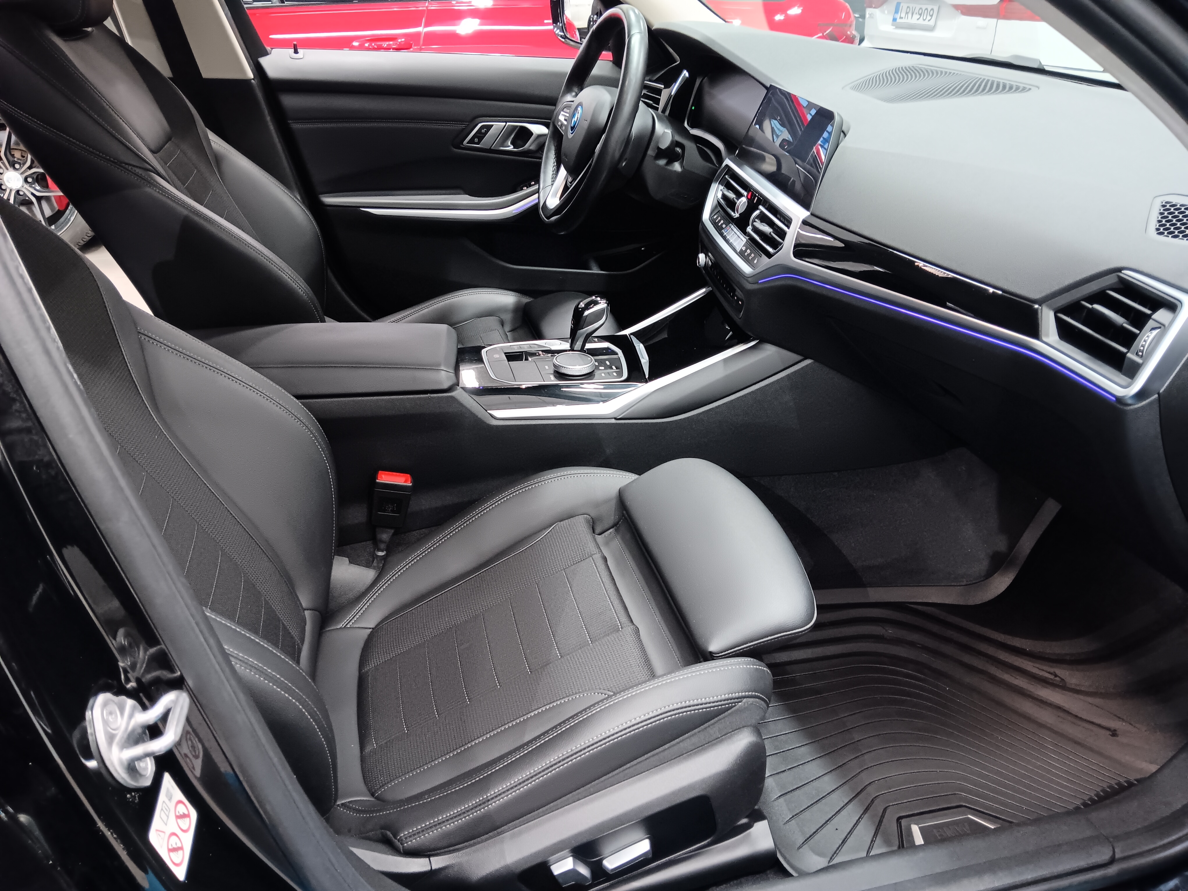 Bmw 330 G21 TOURING 330E XDRIVE BUSINESS SPORT