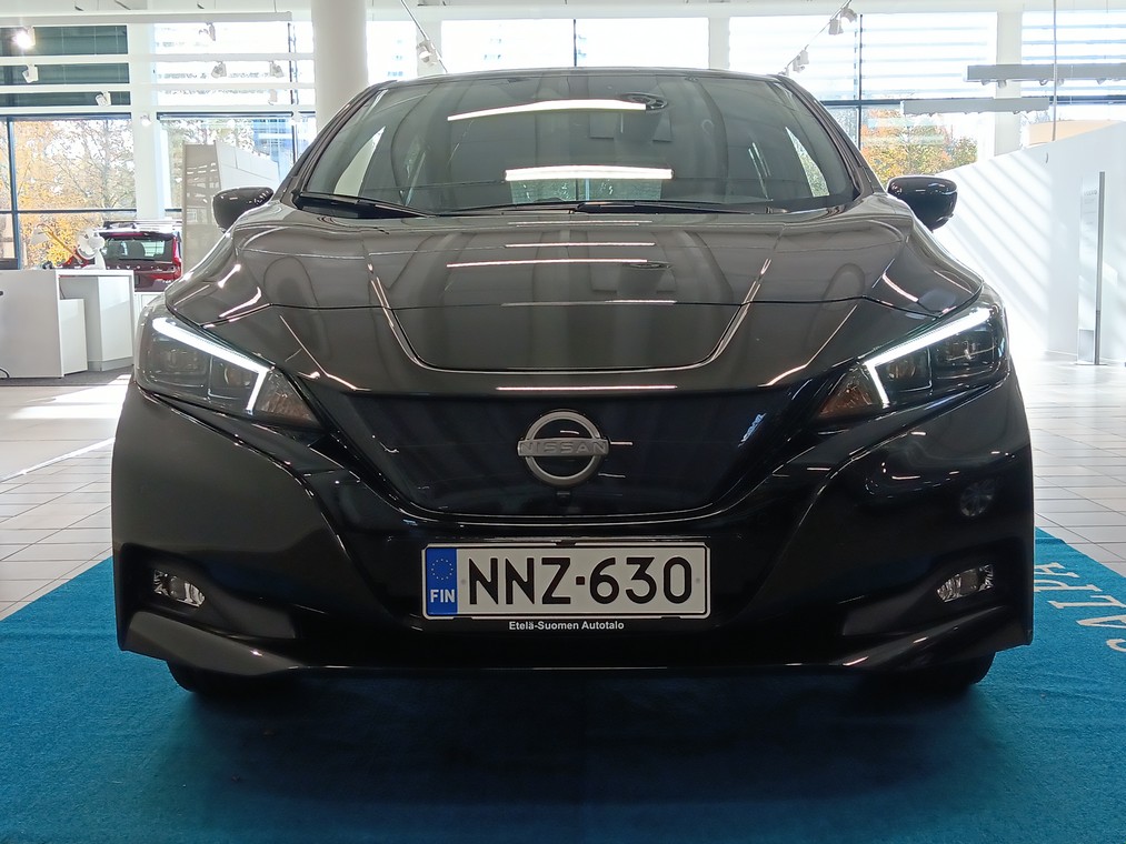 Nissan LEAF NISSAN LEAF 62KWH MONIKÄYTTÖAJONEUVO (AF) 4OV