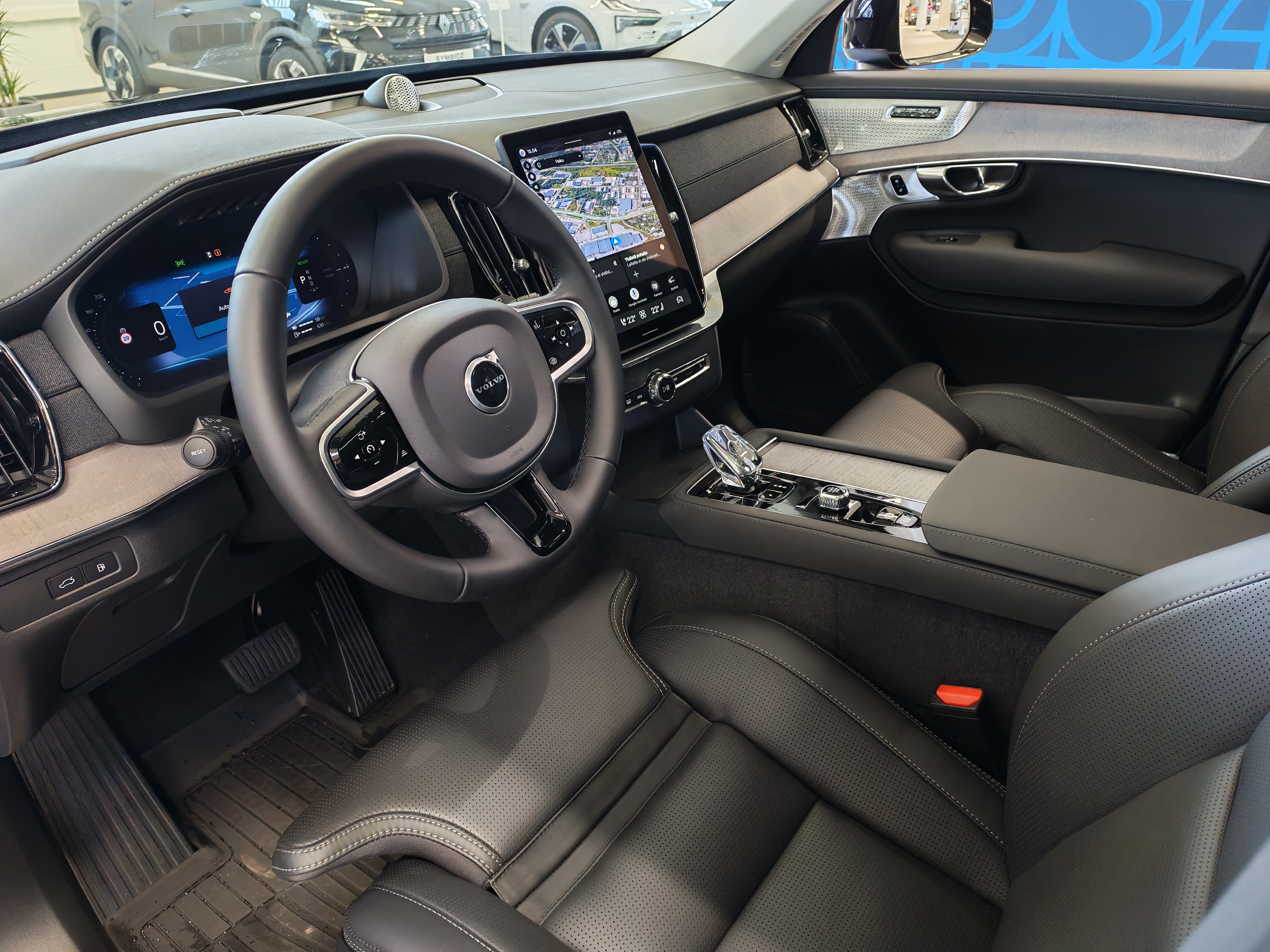 Volvo XC90 T8 AWD LONG RANGE ULTRA BRIGHT.