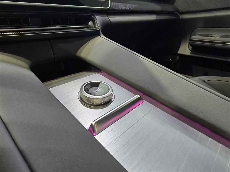 Polestar 4 LONG RANGE SINGLE MOTOR TAKUU 24KK/40TKM