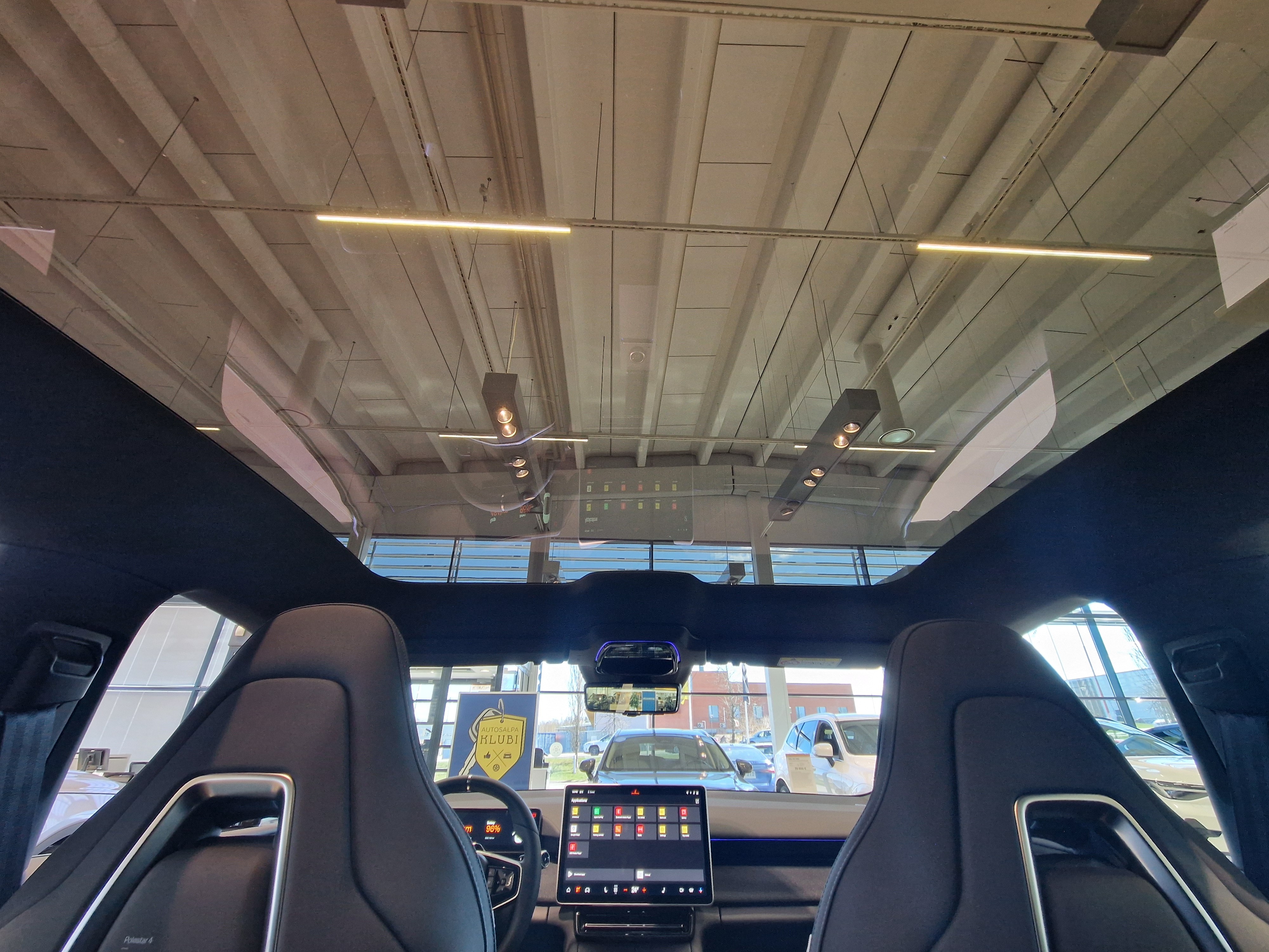 Polestar 4 LONG RANGE SINGLE MOTOR