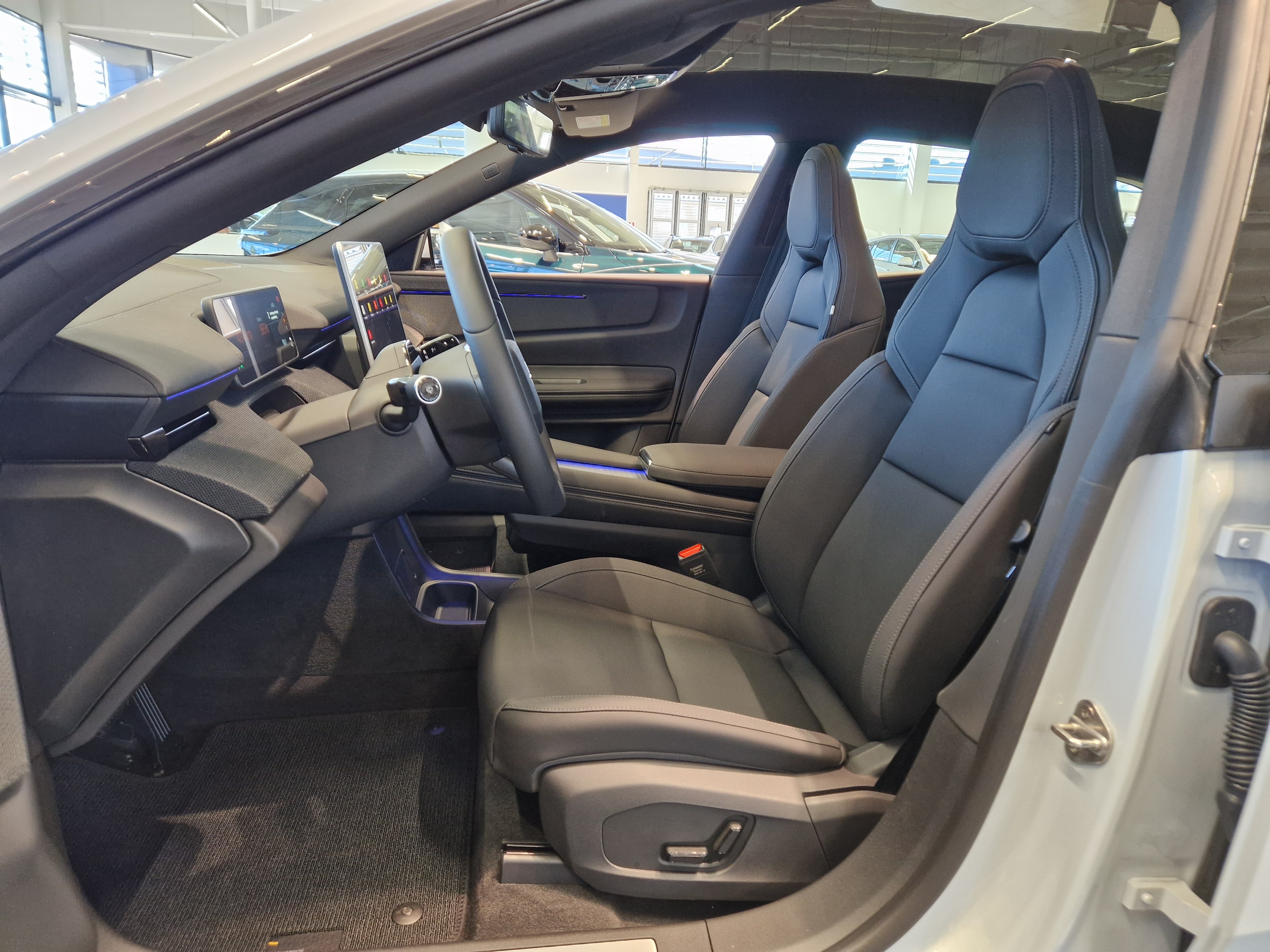 Polestar 4 LONG RANGE SINGLE MOTOR