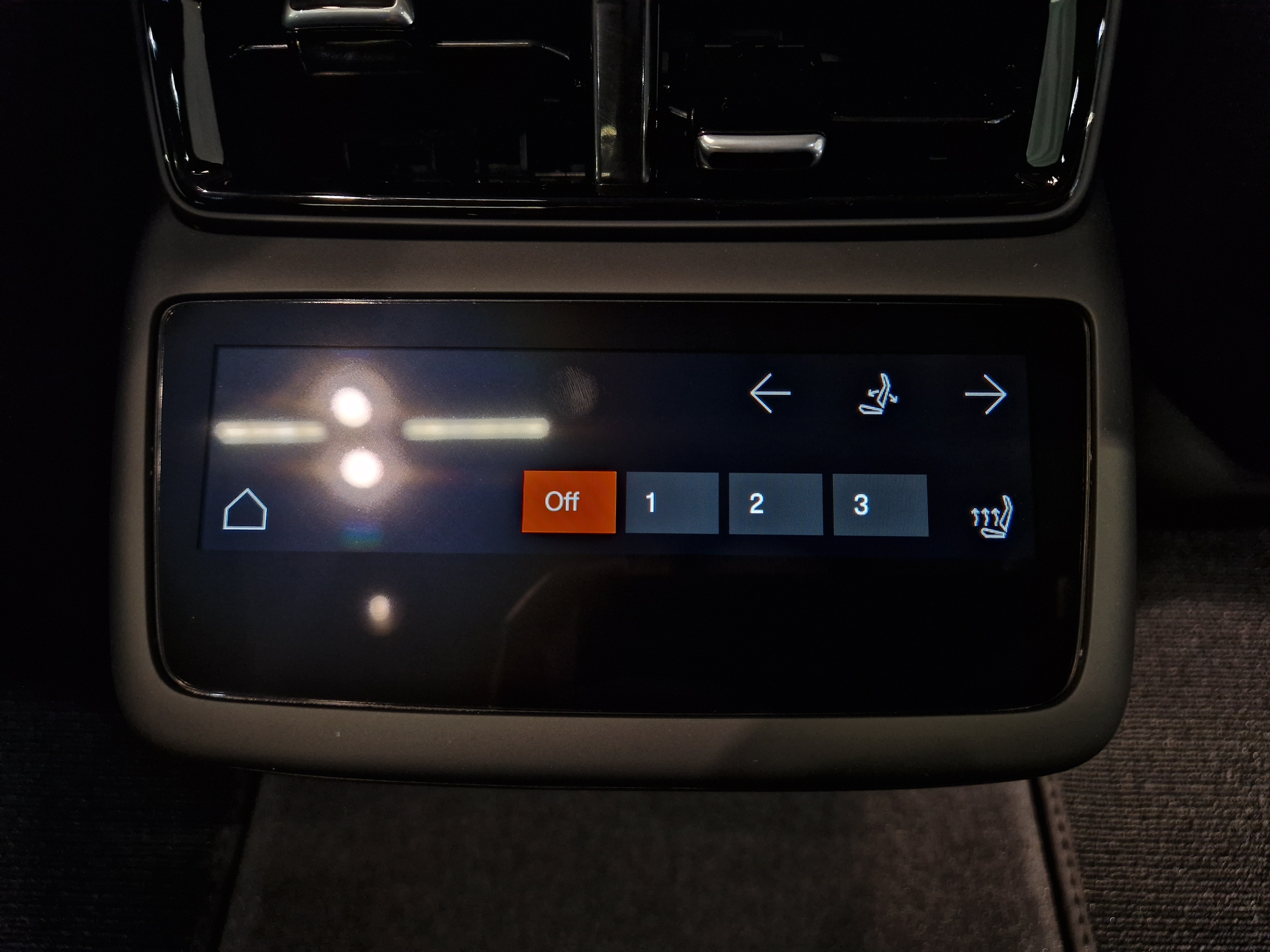Polestar 4 LONG RANGE SINGLE MOTOR BUSINESS