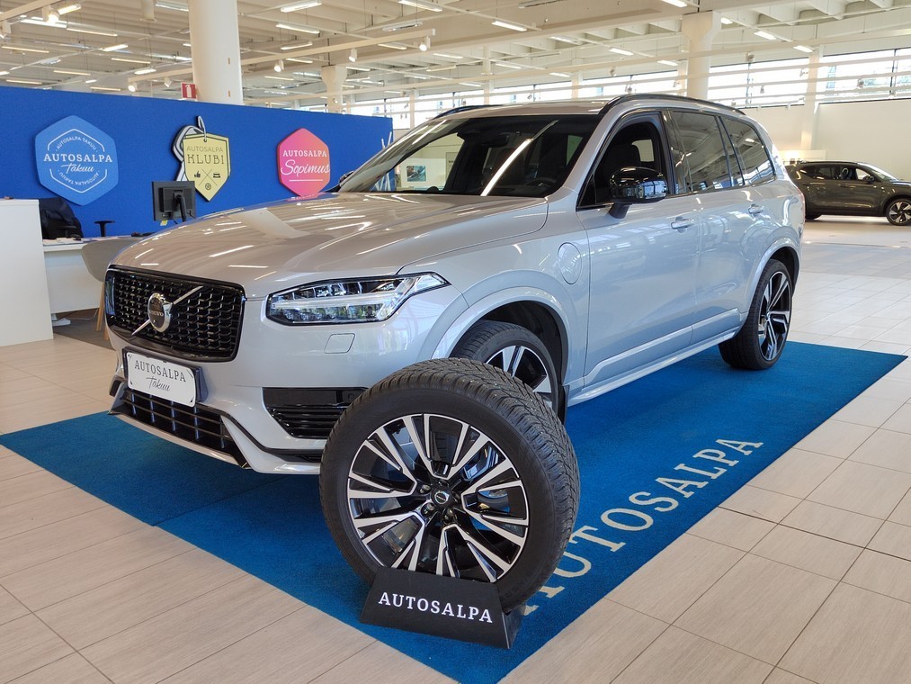 Volvo XC90 T8 AWD LONG RANGE ULTIMATE DARK TAKUU 24KK/40TKM.